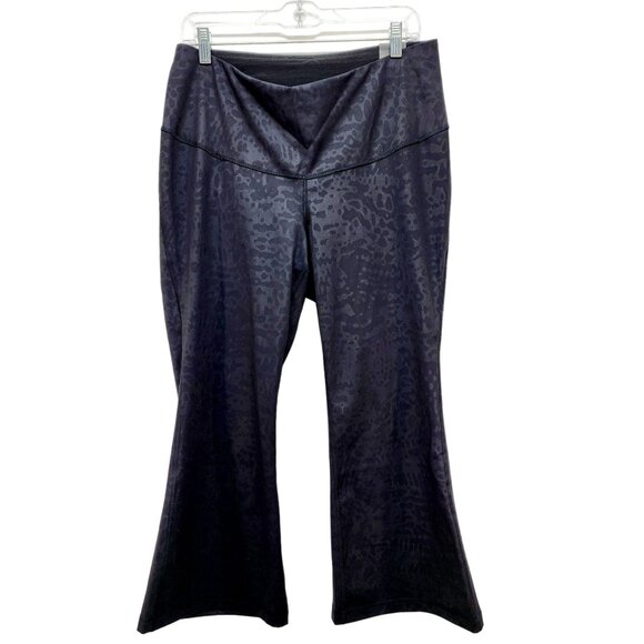 Adidas Womens Leggings flared High-Rise Tight Fit  With Subtle Leopard Print 1X - Picture 2 of 15